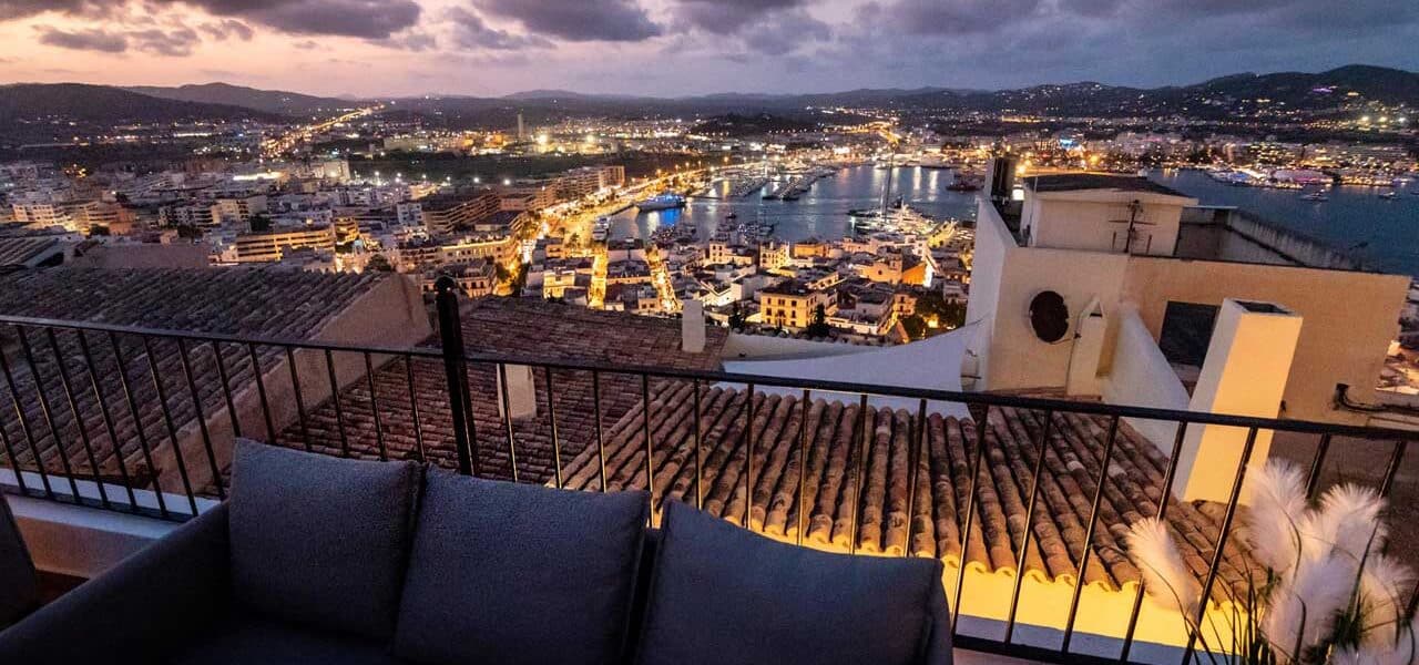 1742 Ibiza Restaurant