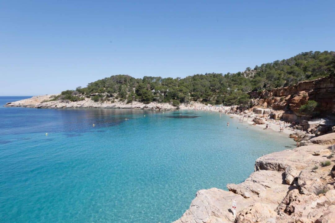 Here is a definitive guide to Sant Antoni’s best beaches