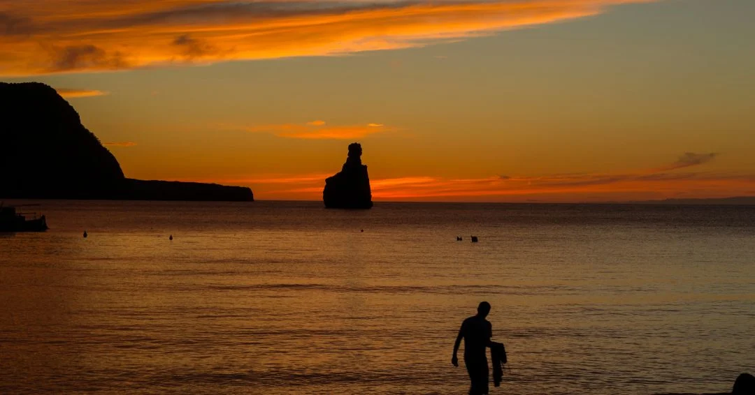 Yoga Beach: Sunset In Benirràs