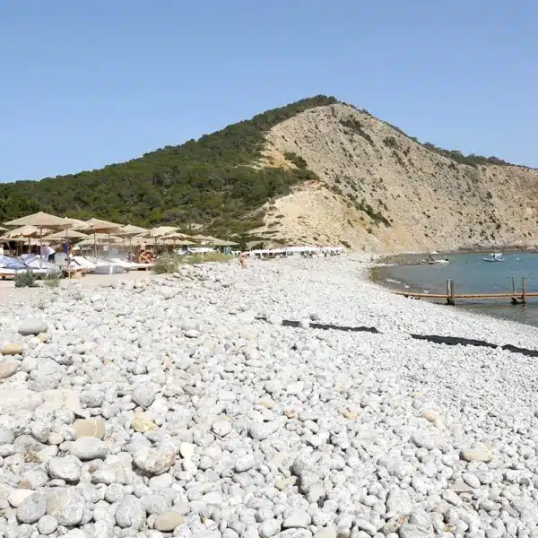 Beach parties: Cala Jondal