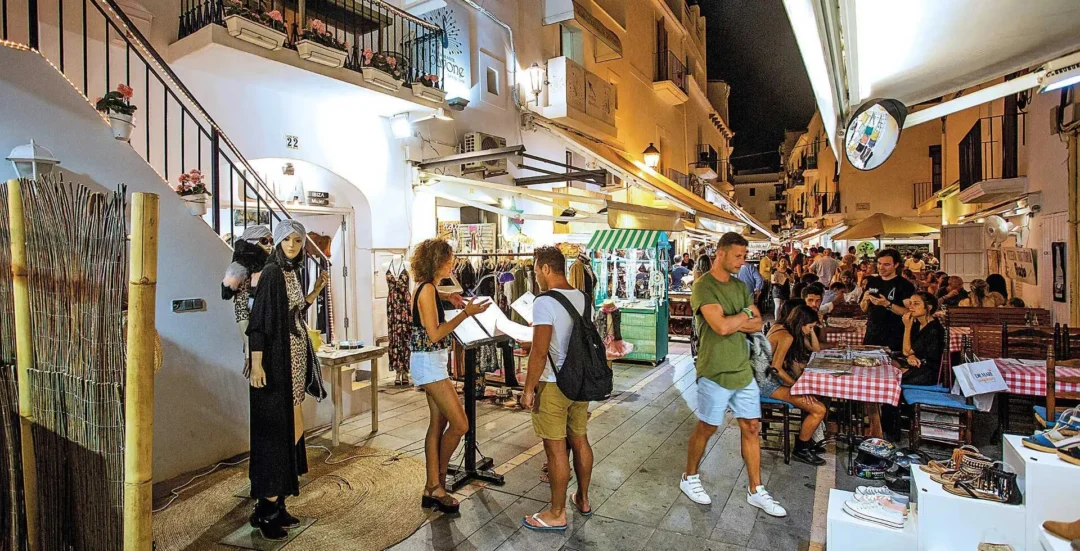 Nightlife, Traditional Cuisine &Ndash; Discovering Ibiza Yatchs5 &Ndash; Living Ibiza