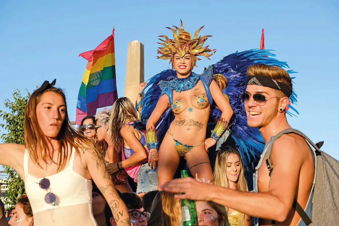 multicolor Ibiza gayfriendly – Living Ibiza Pride Ibiza