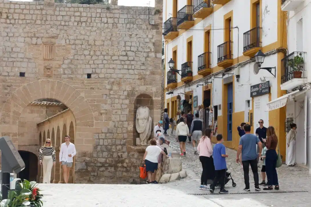 Curiosities, Ibiza History &Ndash; Dalt Vila 2 &Ndash; Living Ibiza