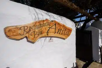 Bar anita Sant Carles Ibiza (1)