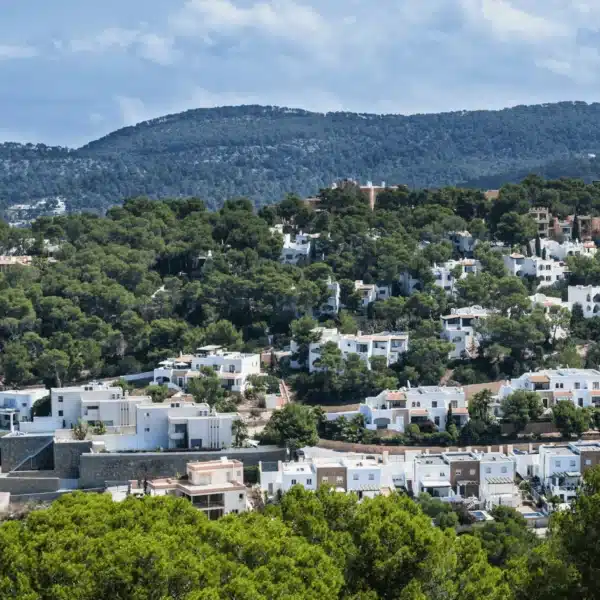 This is what it costs to stay at this luxury villa in Ibiza