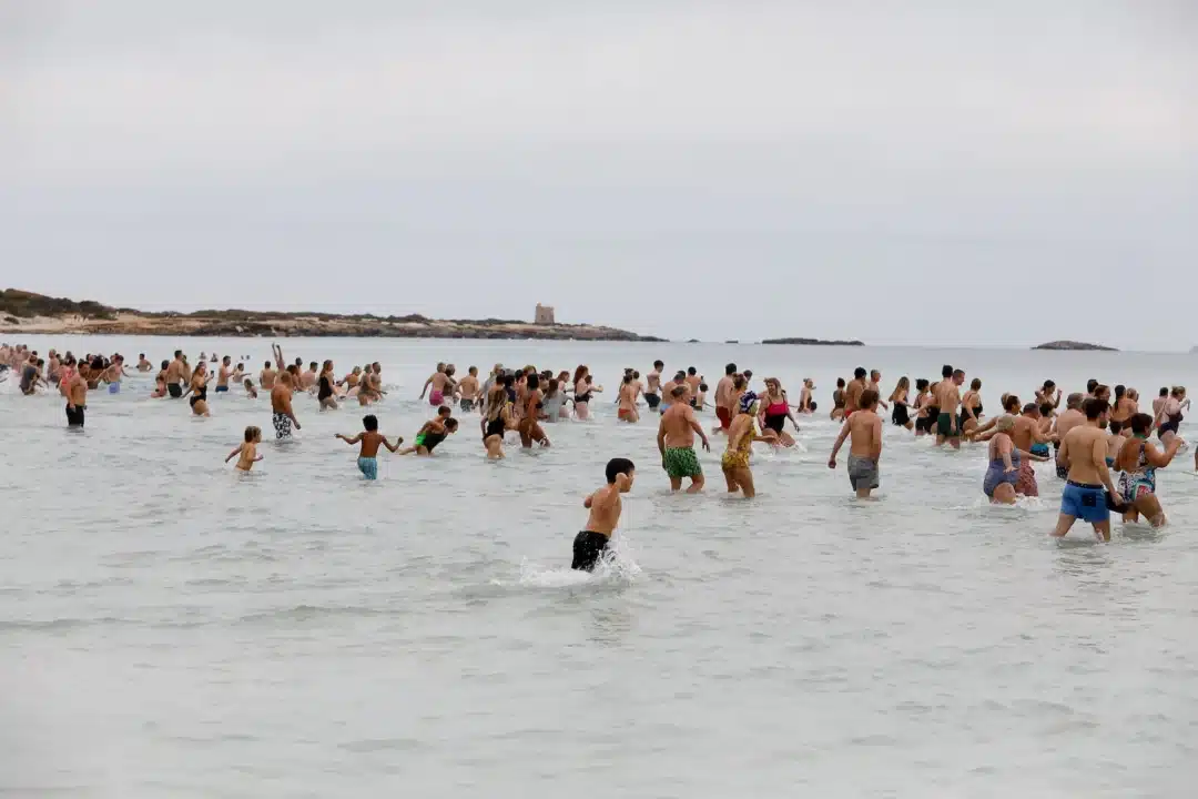 Christmas, New Year &Ndash; First Swim Of The Year In Ses Salines 5 &Ndash; Living Ibiza