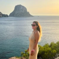 La chica de Ibiza
