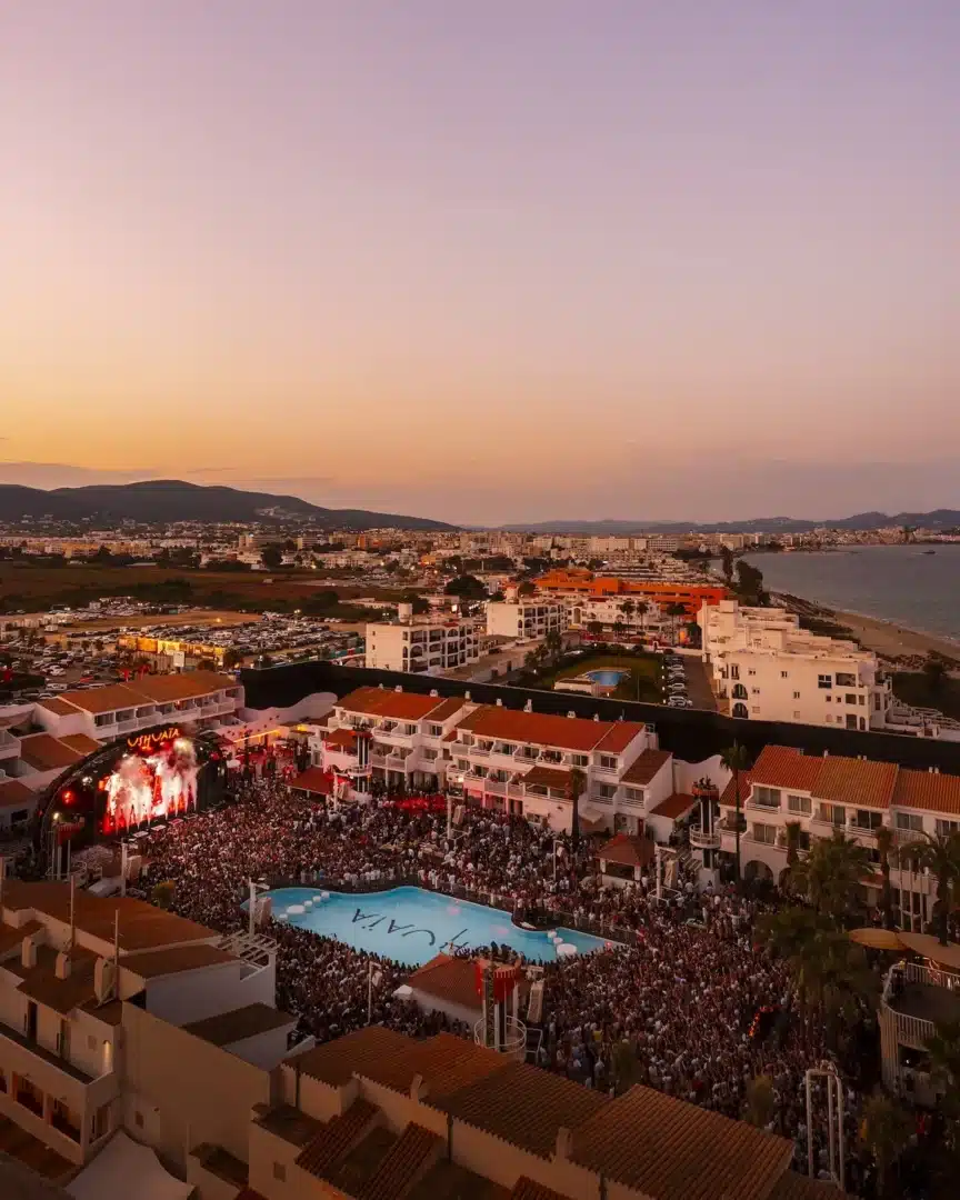 &Ndash; Calvin Harris Ushuaia 2024 3 &Ndash; Living Ibiza