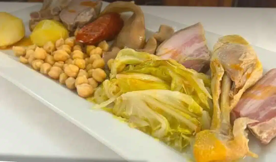 One Of The Main Dishes At Mesón El Gallego / Pg