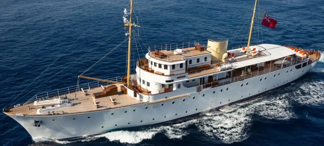 Shemara – Living Ibiza Shemara: British War Yacht