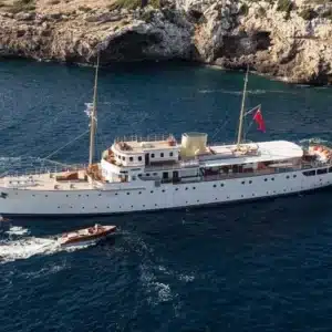 Shemara: British War Yacht