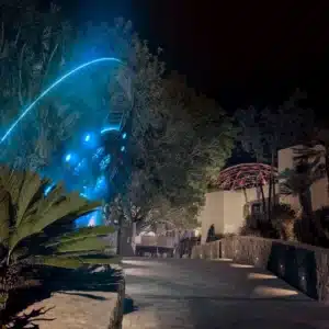 Unvrs Opening