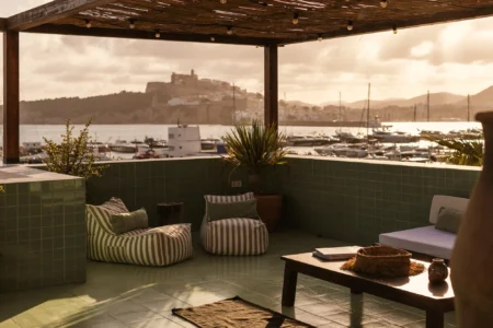 Mikasa: the perfect spot in Ibiza to peacefully start the day as if you were at home
