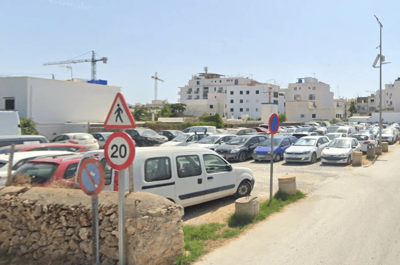 Free Parking, Parking &Ndash; Parking Alacant Street 2 &Ndash; Living Ibiza