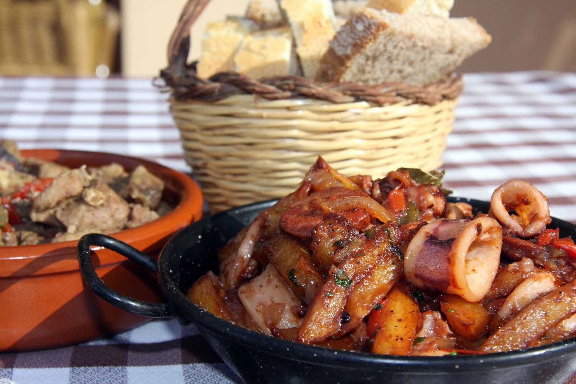 CUINA DE FORMENTERA Moonkoala 35 1 – Living Ibiza Frita De Calamar: Traditional Ibizan Meal