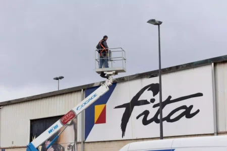 All shops in the Eurocentro industrial estate affected by the storm in Ibiza reopen: “We didn’t expect to reopen so soon”