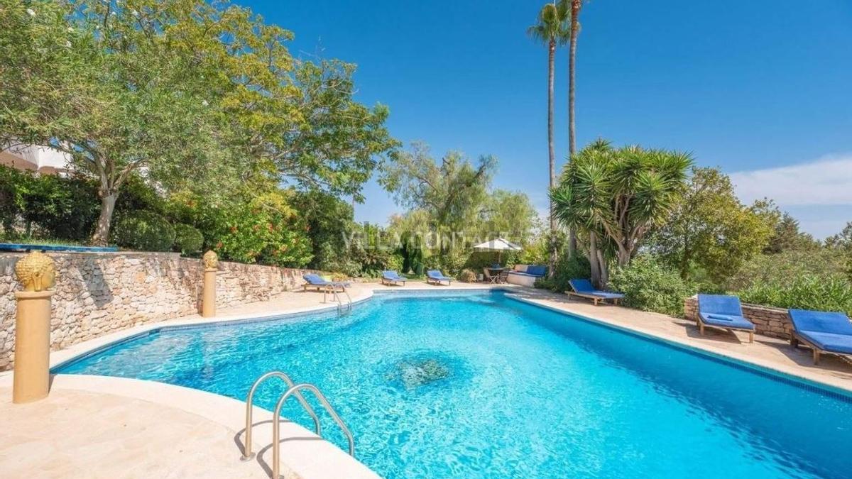 Vista de la piscina.