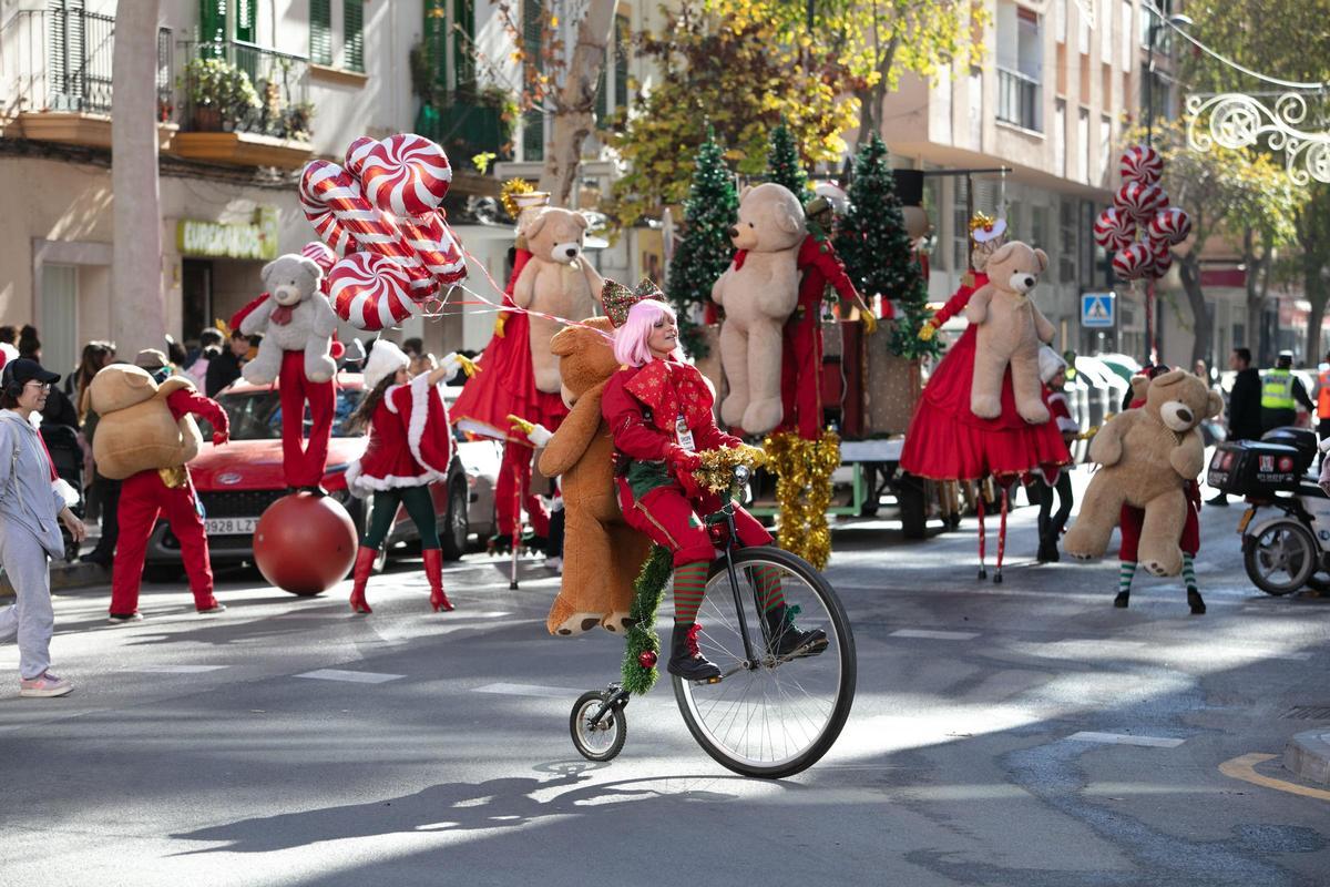 La comitiva de Papá Noel volverá a desfilar por Vila