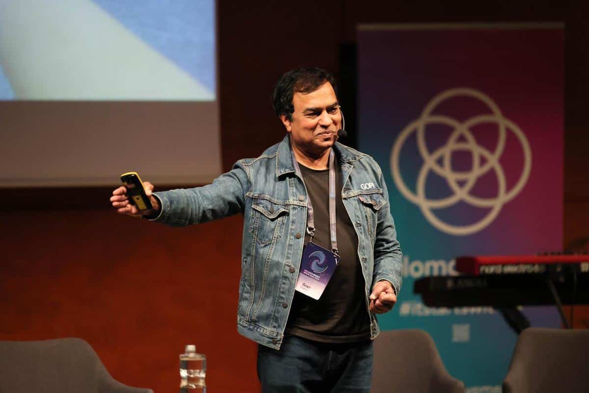 Gopi Kallayil, head of Artificial Intelligence (AI) business strategy at Google, during his speech at Club Diario de Ibiza.