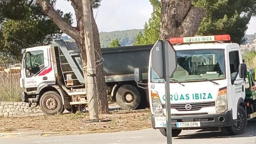 El camión implicado en el accidente