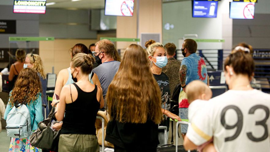 Pitiusan hoteliers applaud Europe for curbing "abuse" by platforms such as Booking.com