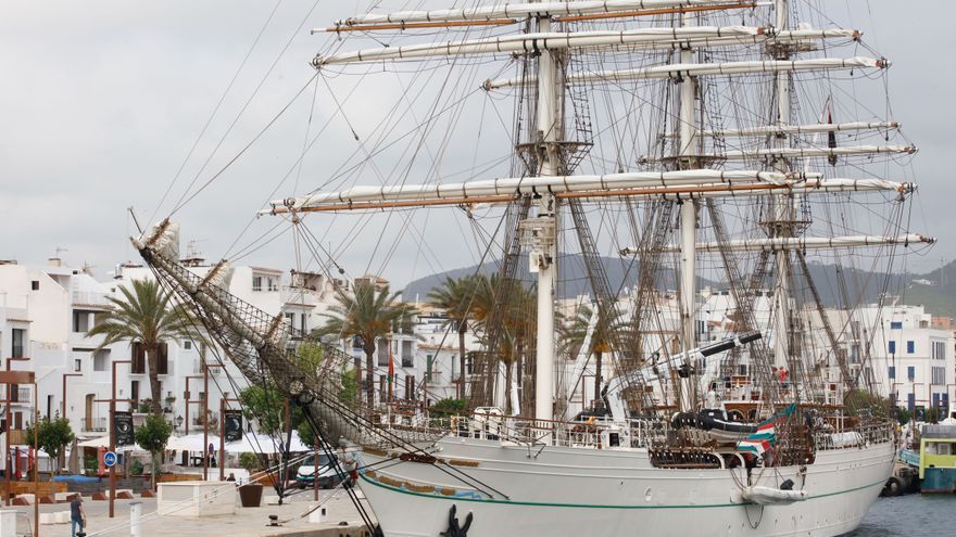 Oman training vessel in Ibiza: A 15,800 mile voyage