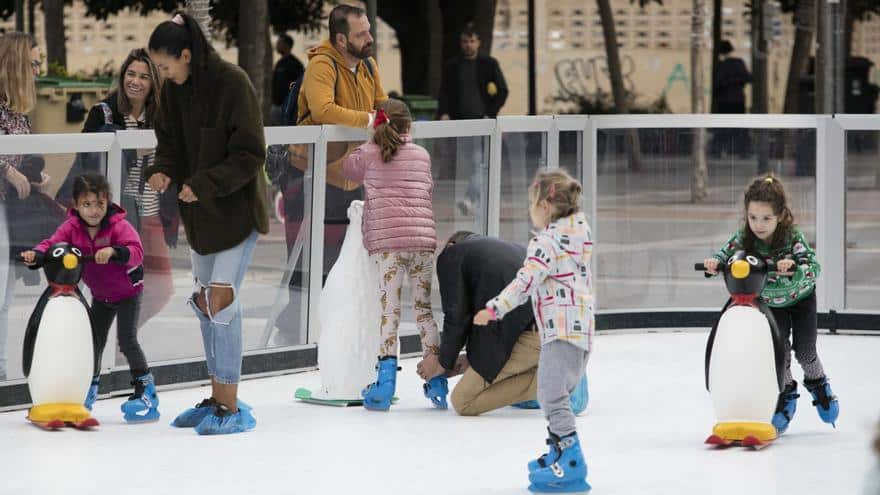 where will the ice rink in Ibiza be?