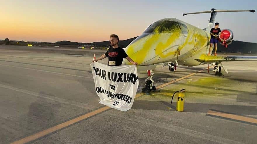 Two activists who bypassed Ibiza airport security and hijacked a private jet this summer arrested in France