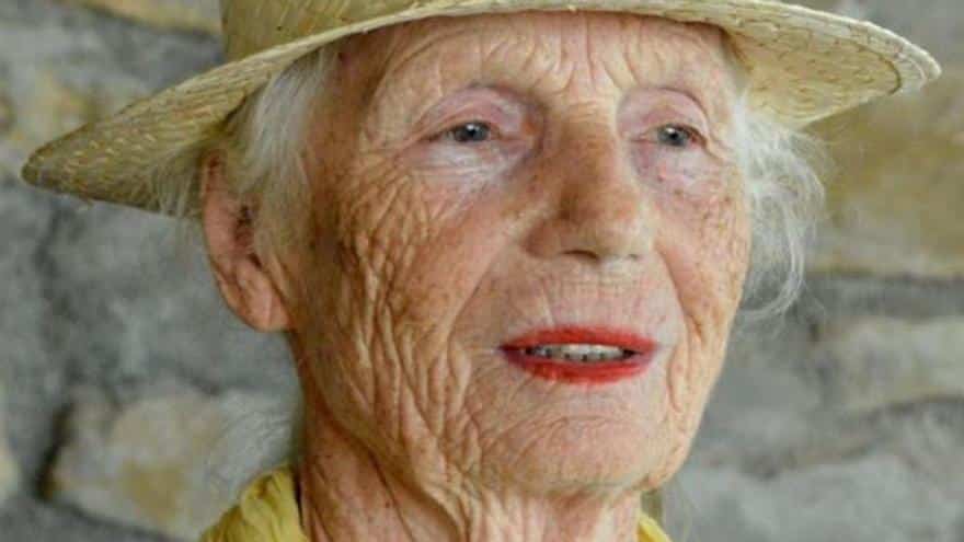 Petra Irene Höntzsch: The woman who let herself be “carried away by the waves of the sea” in Ibiza