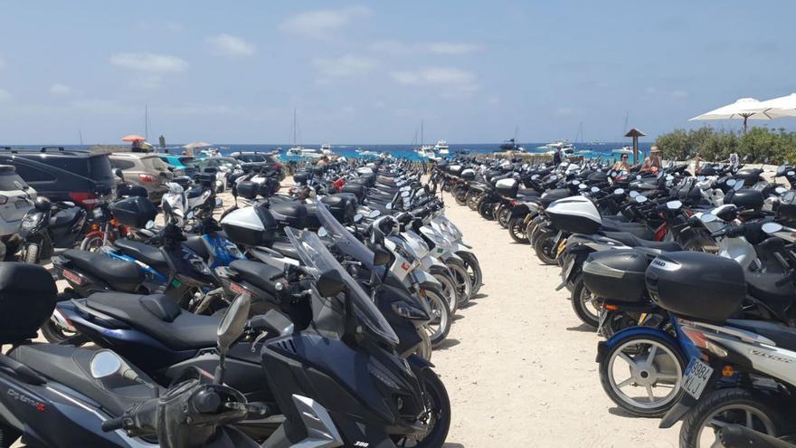 Formentera proposes to maintain the tourist vehicle quota or reduce it by 4%