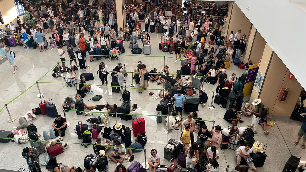 AENA’S NETWORK DOWN AT IBIZA AIRPORT