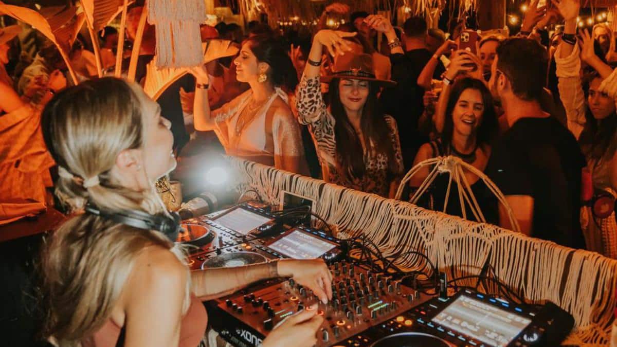 From jazz and reggae to rock and salsa with ARKADYAN