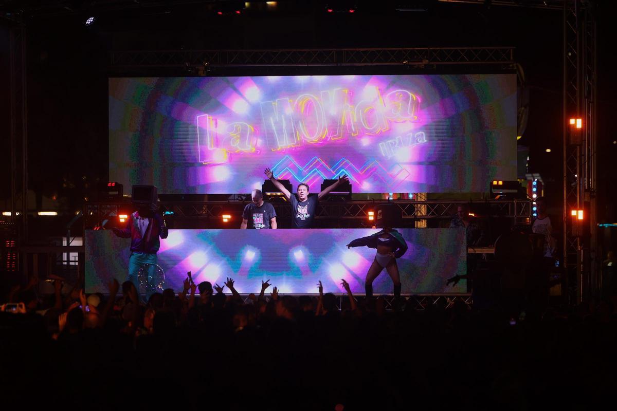 Mira aquí todas las fotos de la fiesta de La Movida en Sant Bartomeu