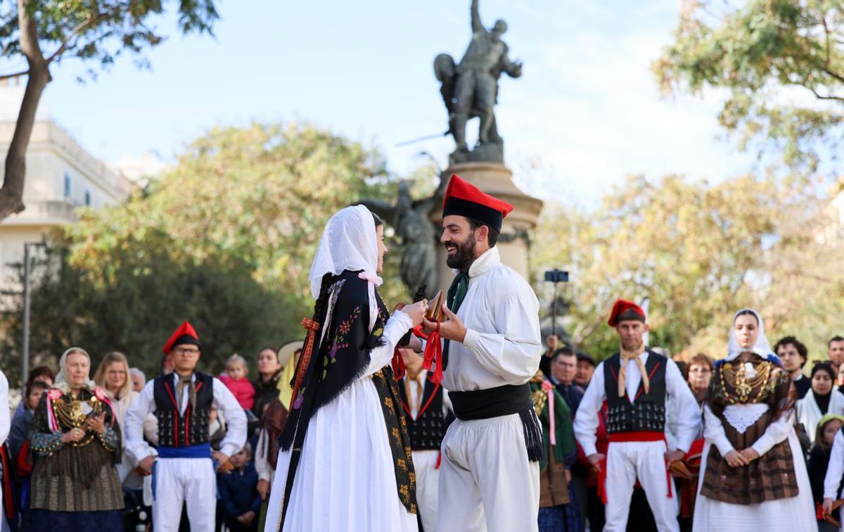 Imagen de la celebración del Dia de Balears el año pasado, en Vara de Rey. | T. ESCOBAR