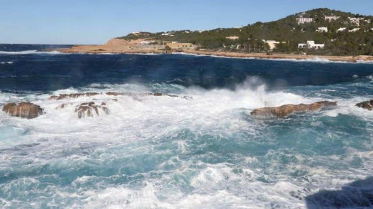 The squall ‘Aitor’ arrives to Ibiza