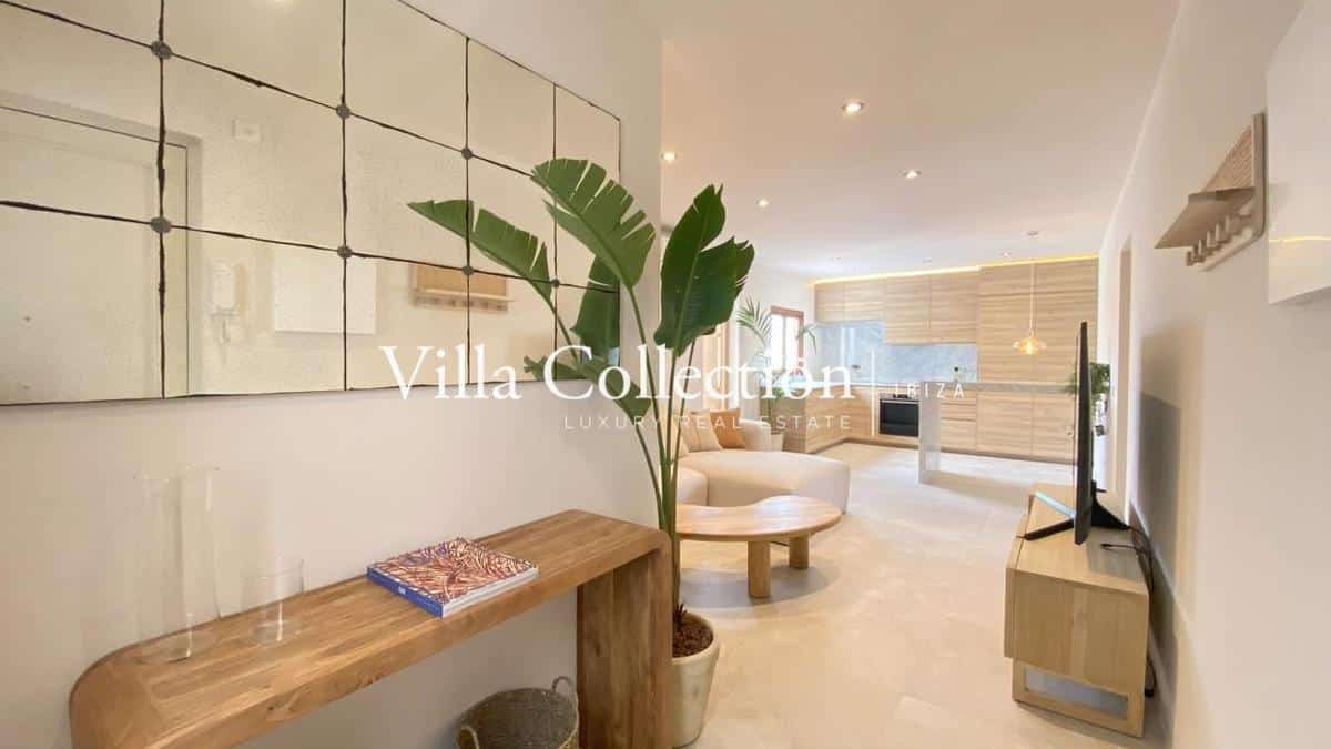 Opportunity: house with terrace and views to Dalt Vila in the center of Ibiza for less than 500.000 euros