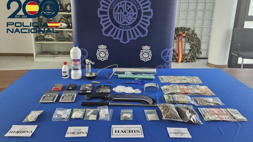 Police dismantle a point of sale of cocaine and heroin in Ibiza