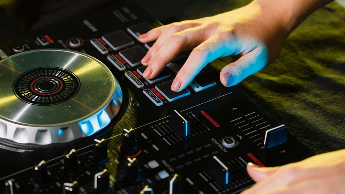 Ibiza dj arrested for drug trafficking in a villa where an orgy was being held