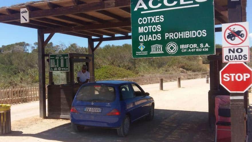 The regulation of access to the Natural Park of ses Salines in Formentera begins