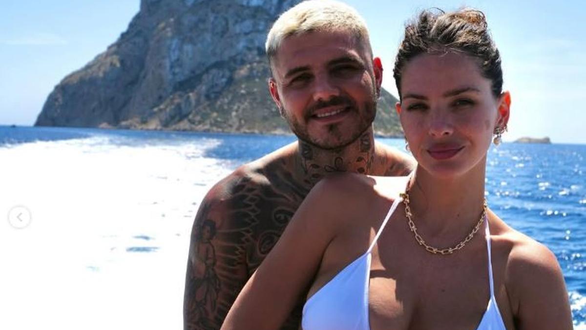 China Suarez and Mario Icardi’s tender moment aboard a yacht in Ibiza