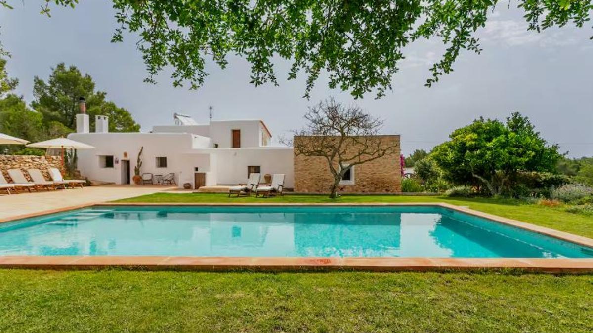 An 18th century farmhouse is rented as tourist accommodation in Ibiza