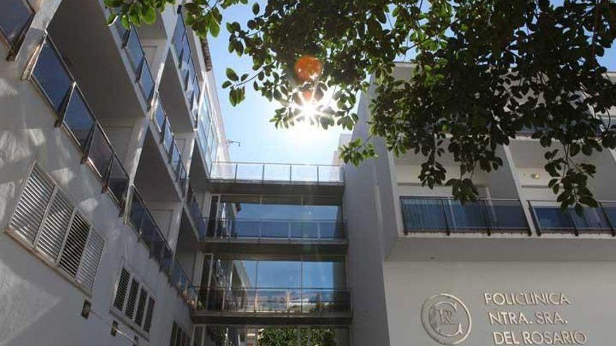 Another precipitate in Sant Antoni: British man seriously injured after jumping into the pool of a hotel