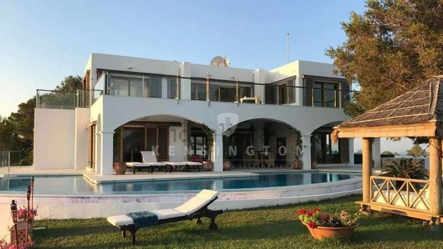 This is the most expensive house in Ibiza for sale in Idealista