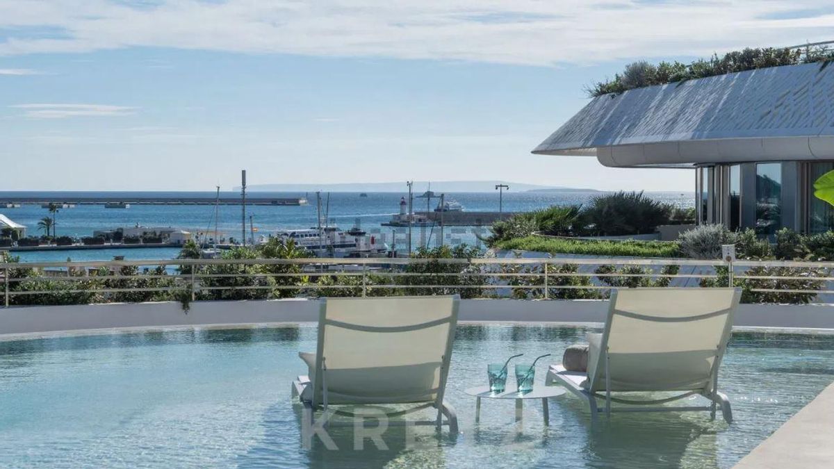 This is the apartment for sale with the most expensive square meter in Ibiza: 39,000 euros