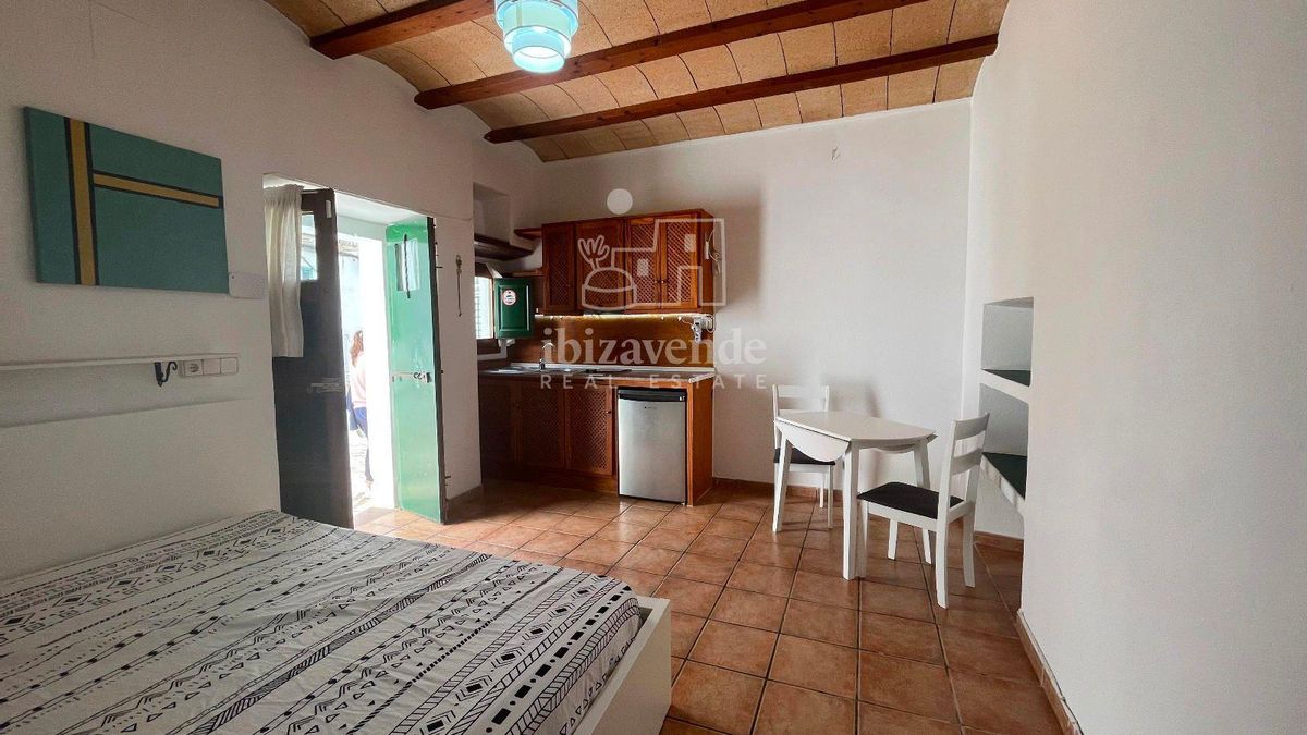 For sale a studio in the Marina of Ibiza for 225.000 euros