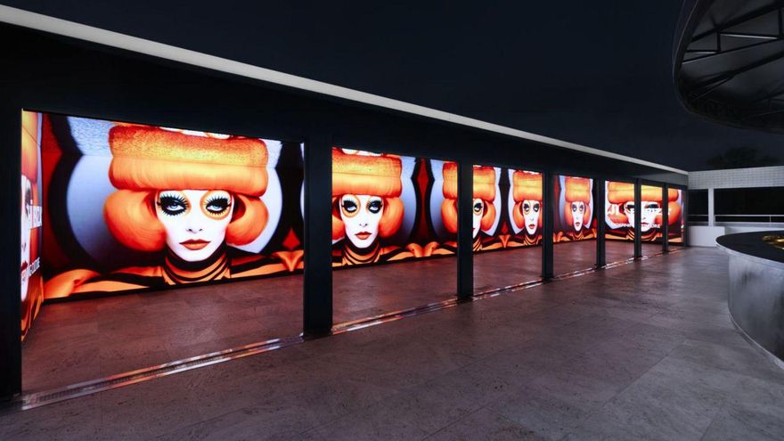 an art gallery in a discotheque? Yes, it exists in Ibiza