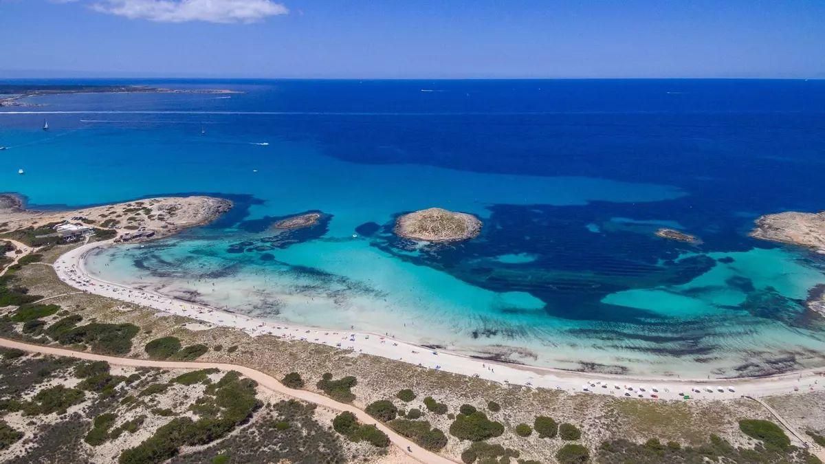 Illetes beach in Formentera is the third with the bluest waters in Spain, according to a study
