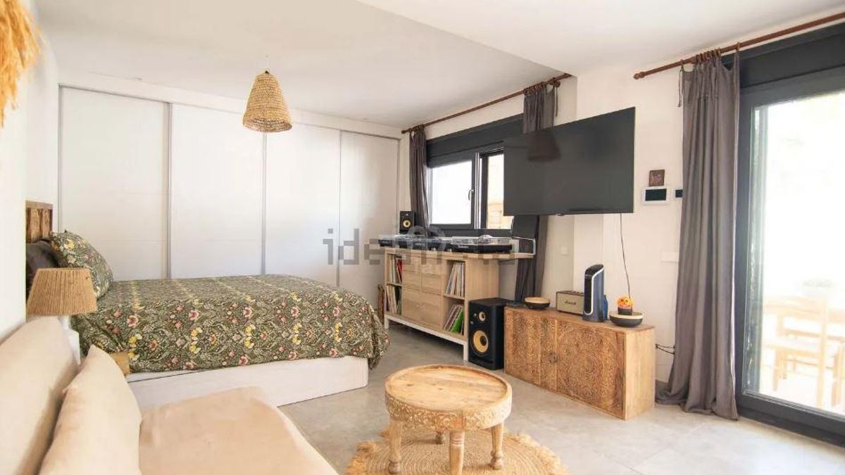 Housing in Ibiza: a 29 square meter apartment for sale for more than 400,000 euros