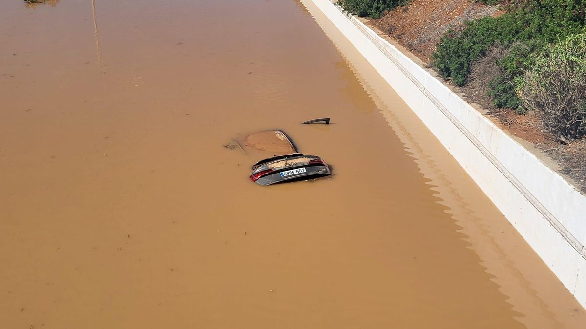 Ibiza airport road still closed