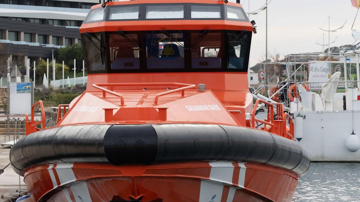 Dead body found floating two miles off Ibiza